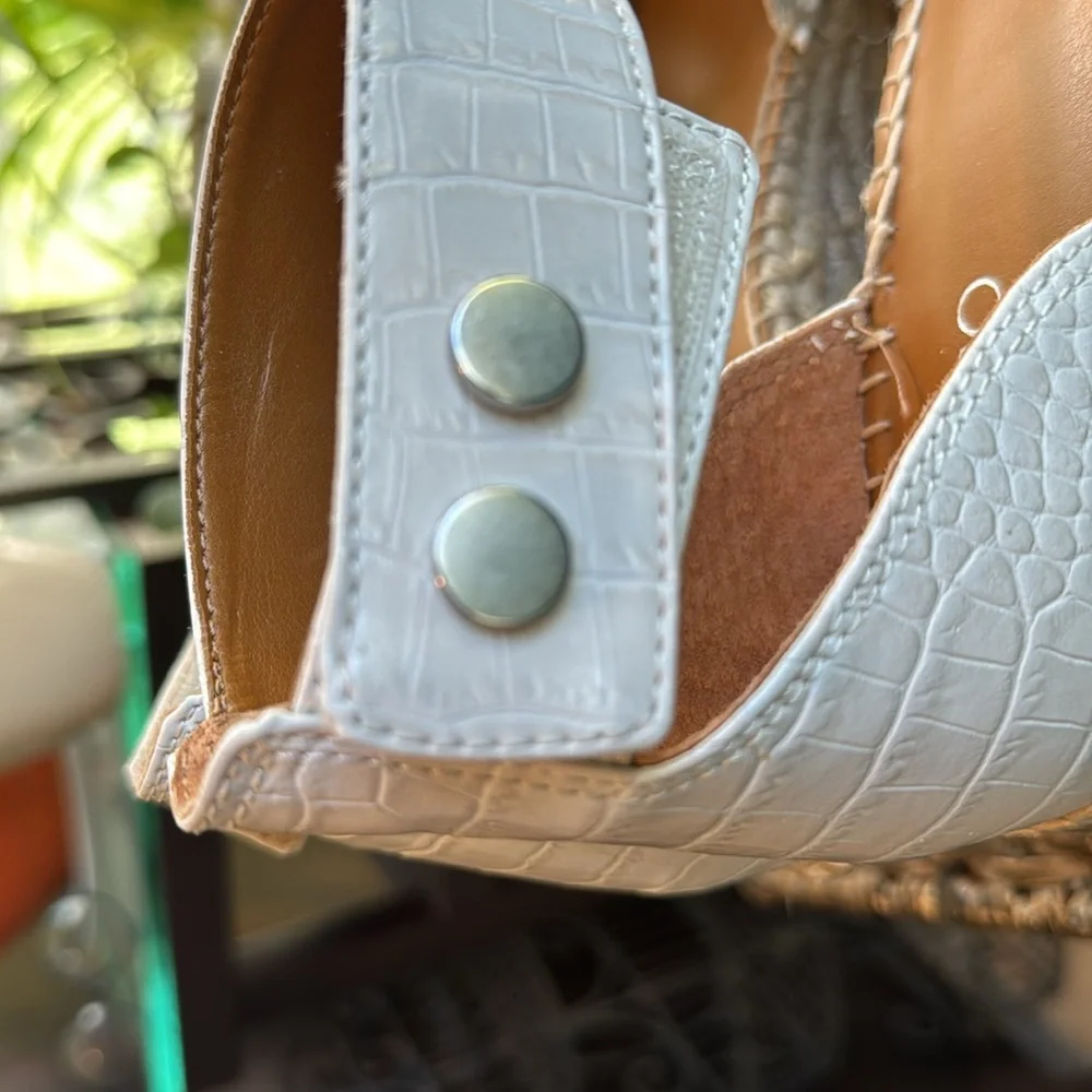 FRANCO SARTO Carlotta white animal print espadrille wedge sandal women’s size 10